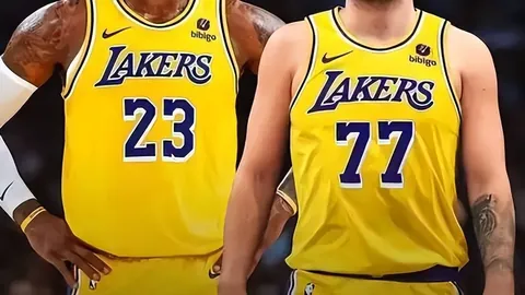 斯诺克巅峰对决！冠中冠四强揭晓，国手战绩揭晓：一胜三负，国栋激战希金斯，半决赛悬念再燃！